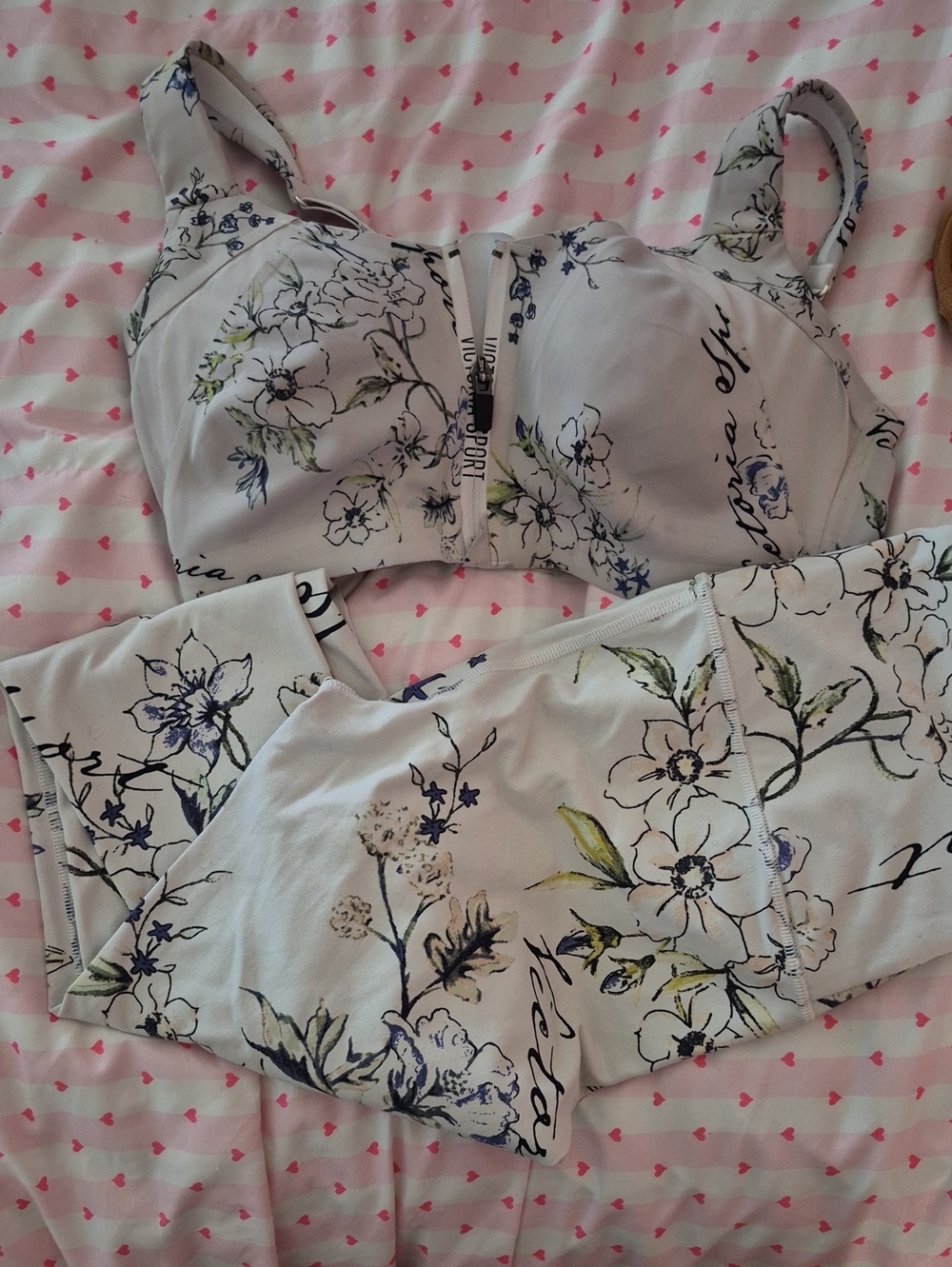 Victorias Secret Floral Print High Impact Sports Bra and Active Leggings Set